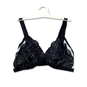 5 pice Auden Black Lace Pullover Bralette Set of 5 Size Large NWT